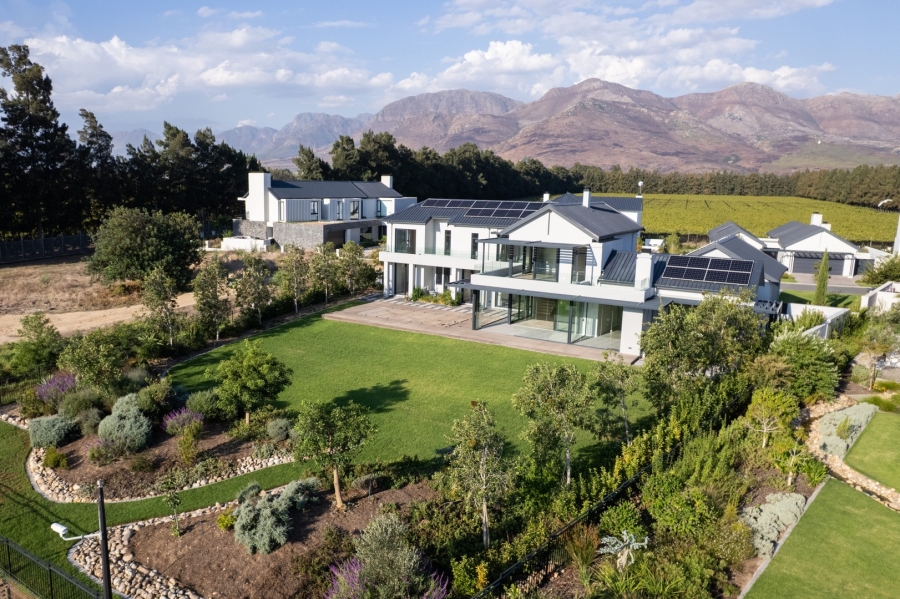 5 Bedroom Property for Sale in Val De Vie Estate Western Cape